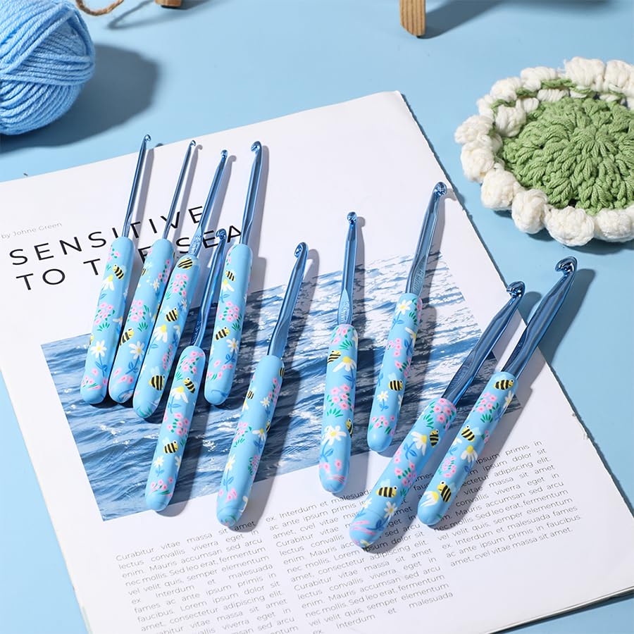 Blingcute Ergonomic Crochet Hooks Set – 12 Sizes (2.0mm–8.0mm), Soft Grip Handles with Smooth Aluminum Needles, Portable C...